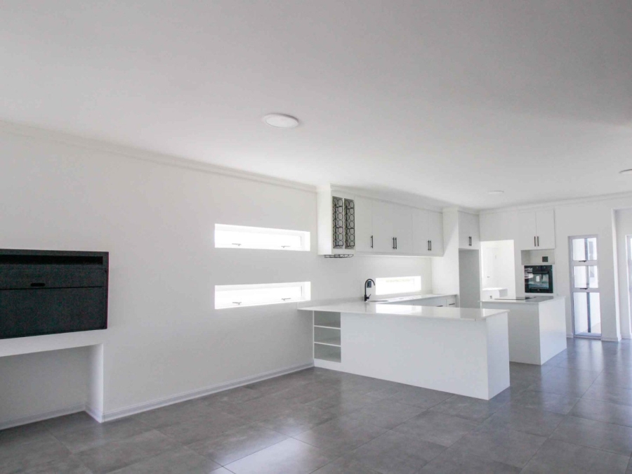 3 Bedroom Property for Sale in Aston Bay Eastern Cape